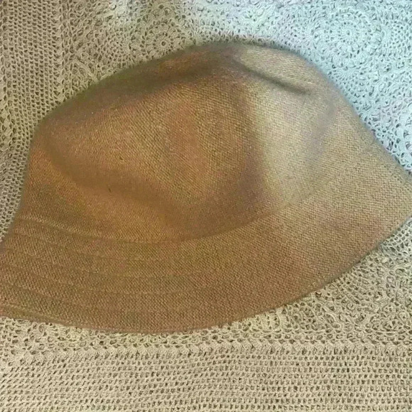 Camel color angora blend knit bucket hat - Picture 1 of 3